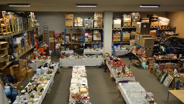Mye flott i bruktbutikken!