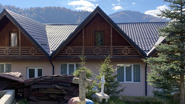 Nytt tak i Agas på plass!